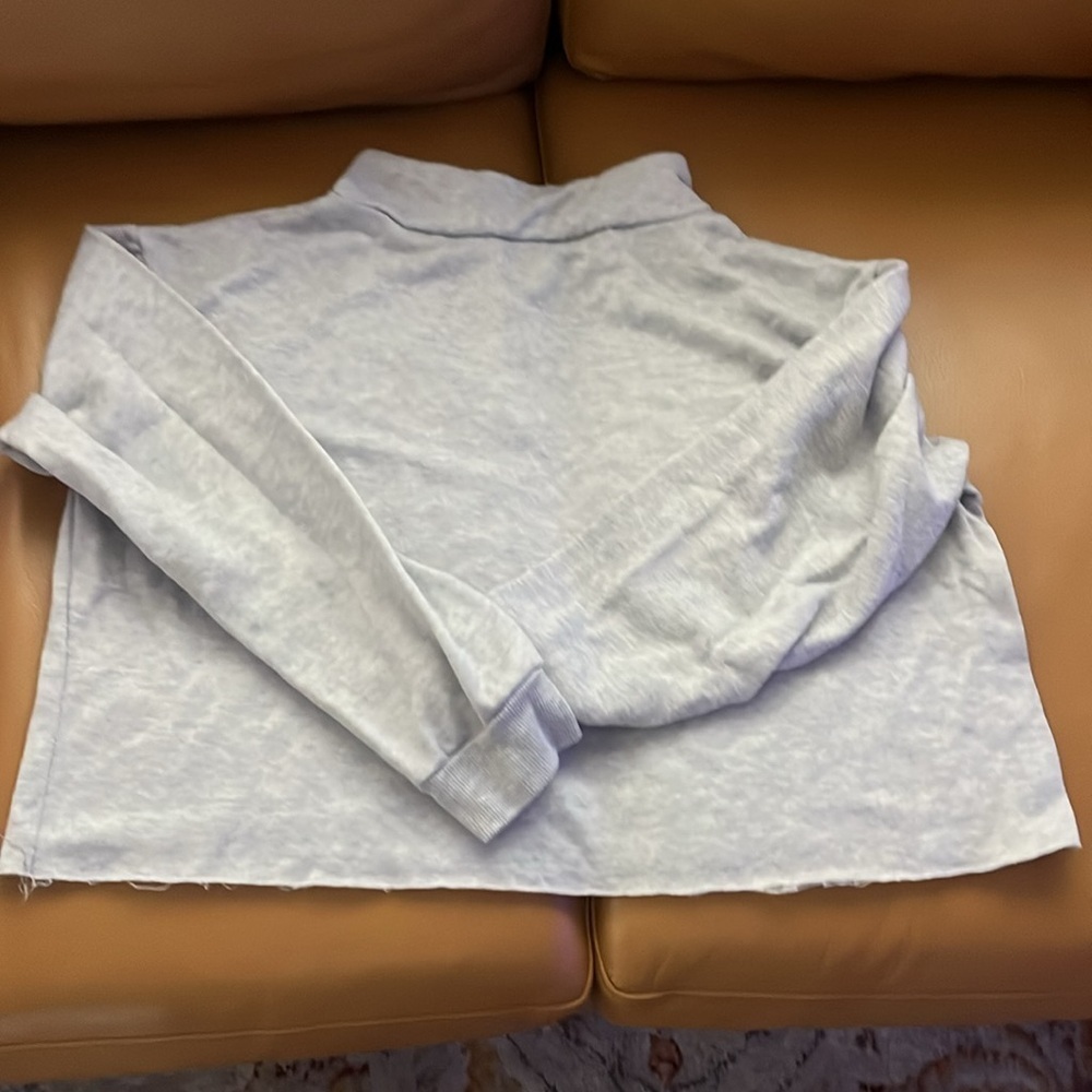 **reserved** quarter zip size L cropped sweatshirt - Picture 2 of 4